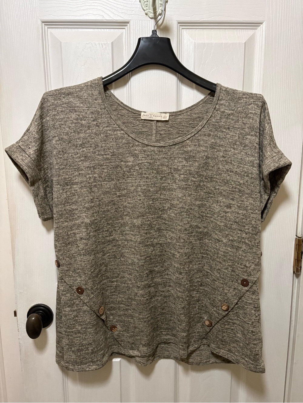 Relaxed Short-Sleeve Heathered Taupe Tee with Side Button Accents